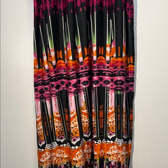 JohnPaulRichard Vibrant Pink and Black Beaded summer dress - Picture 2 of 8